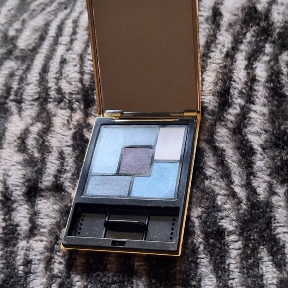💙 YSL Rive Gauche Eyeshadow Palette – Swatched - Picture 2 of 4